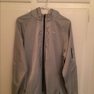 Nike Men’s Storm-Fit Water Resistant Jacket